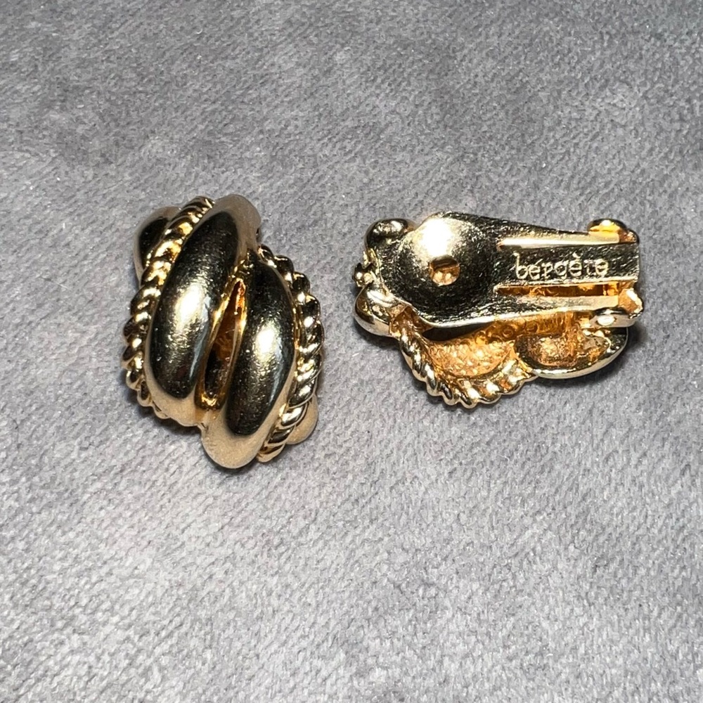 Bergere vintage earrings